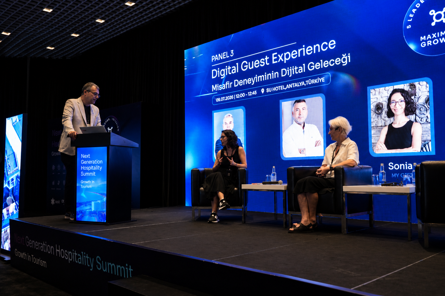 Panel 3 · Digital Guest Experience — Misafir Deneyiminin Dijital Geleceği