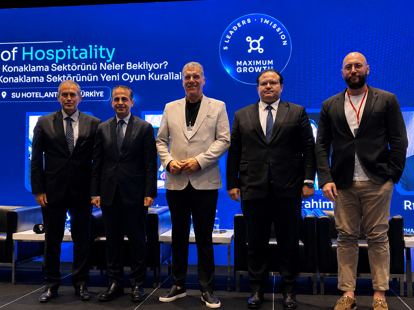 Panel 1 konuşmacıları (soldan sağa): Yusuf Hacısüleyman, Erkan Yağcı, Uğursal Uğur, İbrahim Yavuz, Rıza Doruk Ercan